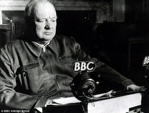 Lyssna på Churchills tal "We shall fight on the beaches" som han höll den 4 juni 1940